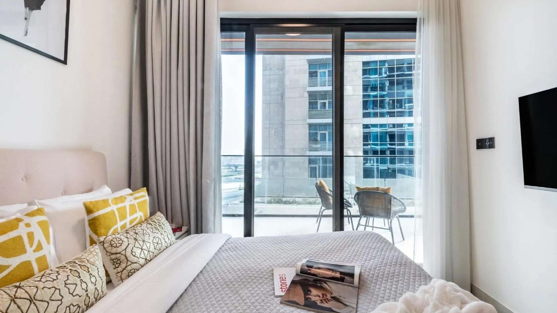 Apartamento The Smart Concierge - Binghatti Canal Dubái