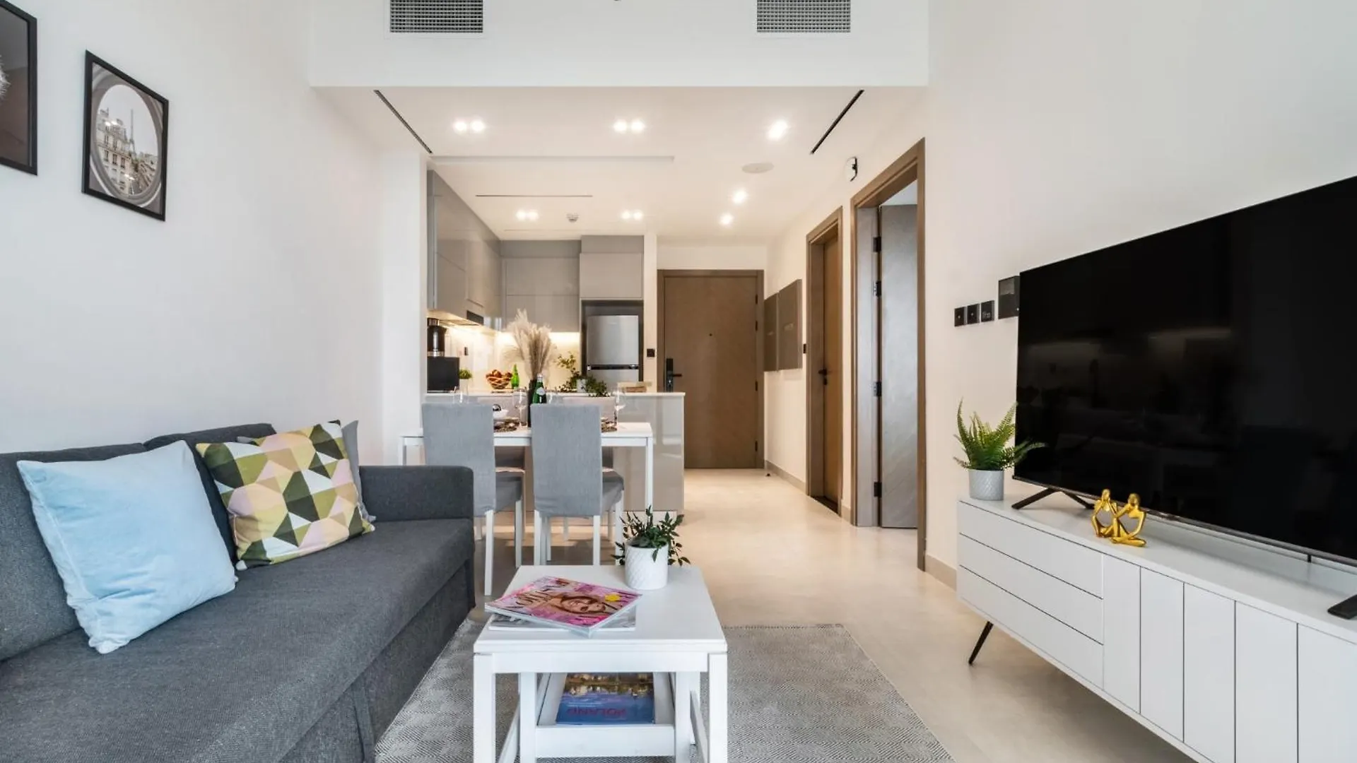 The Smart Concierge - Binghatti Canal Dubai United Arab Emirates